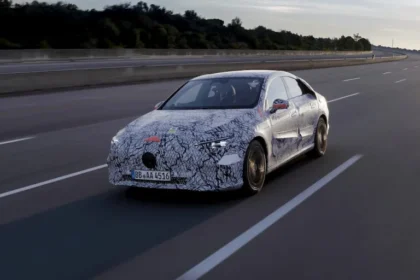 Mercedes-Benz-CLA-EV-1